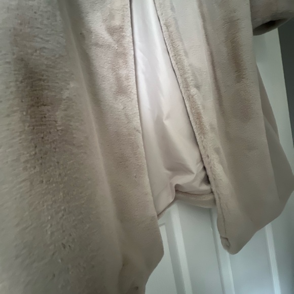 Faux Fur Coat in Cream - Picture 6 of 7
